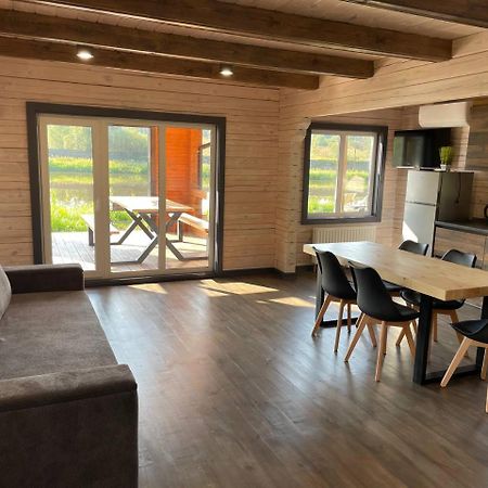 Guesthouse On The Lake With Bathhouse 70 Km From Kiev Makariv Eksteriør billede