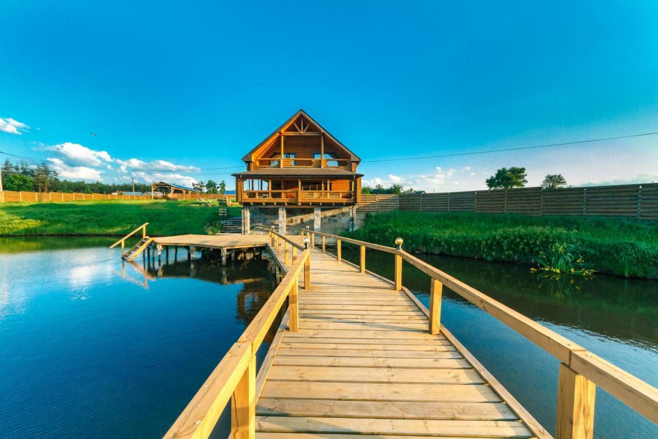 Guesthouse On The Lake With Bathhouse 70 Km From Kiev Makariv Eksteriør billede