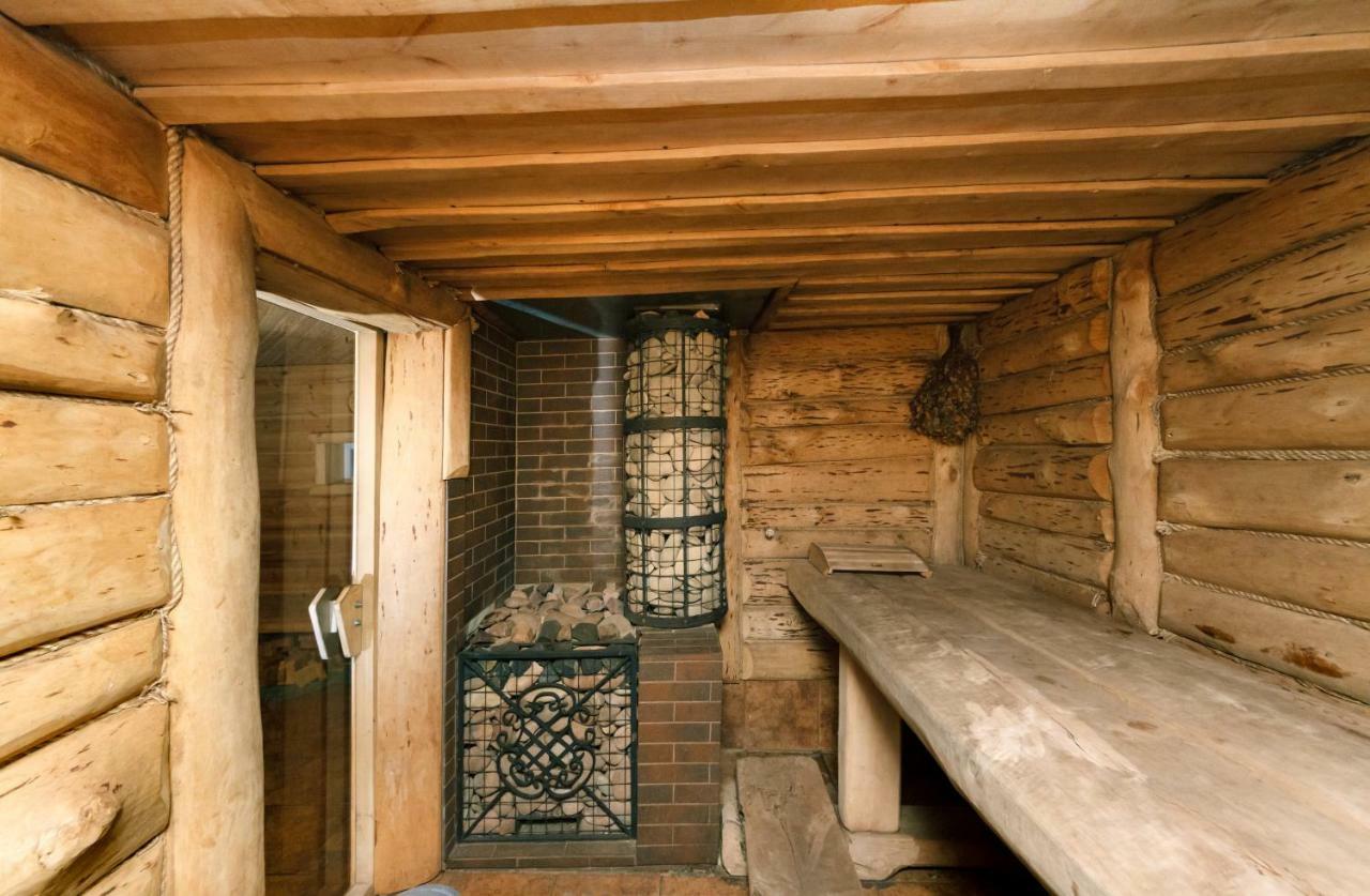 Guesthouse On The Lake With Bathhouse 70 Km From Kiev Makariv Eksteriør billede