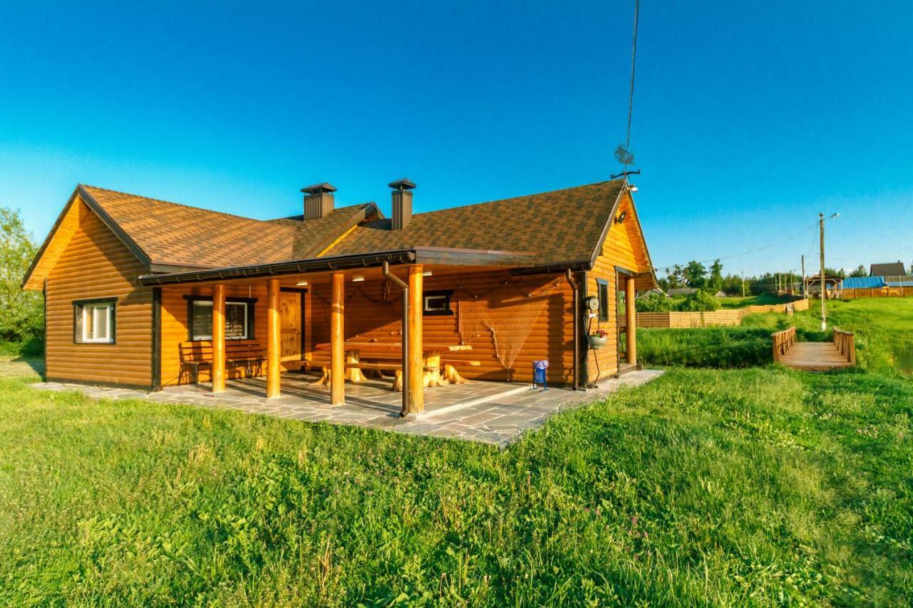 Guesthouse On The Lake With Bathhouse 70 Km From Kiev Makariv Eksteriør billede
