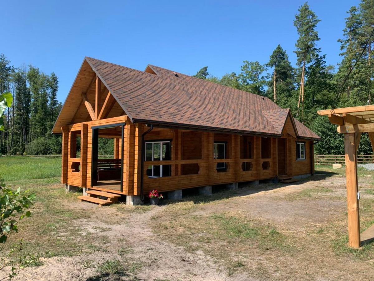 Guesthouse On The Lake With Bathhouse 70 Km From Kiev Makariv Eksteriør billede