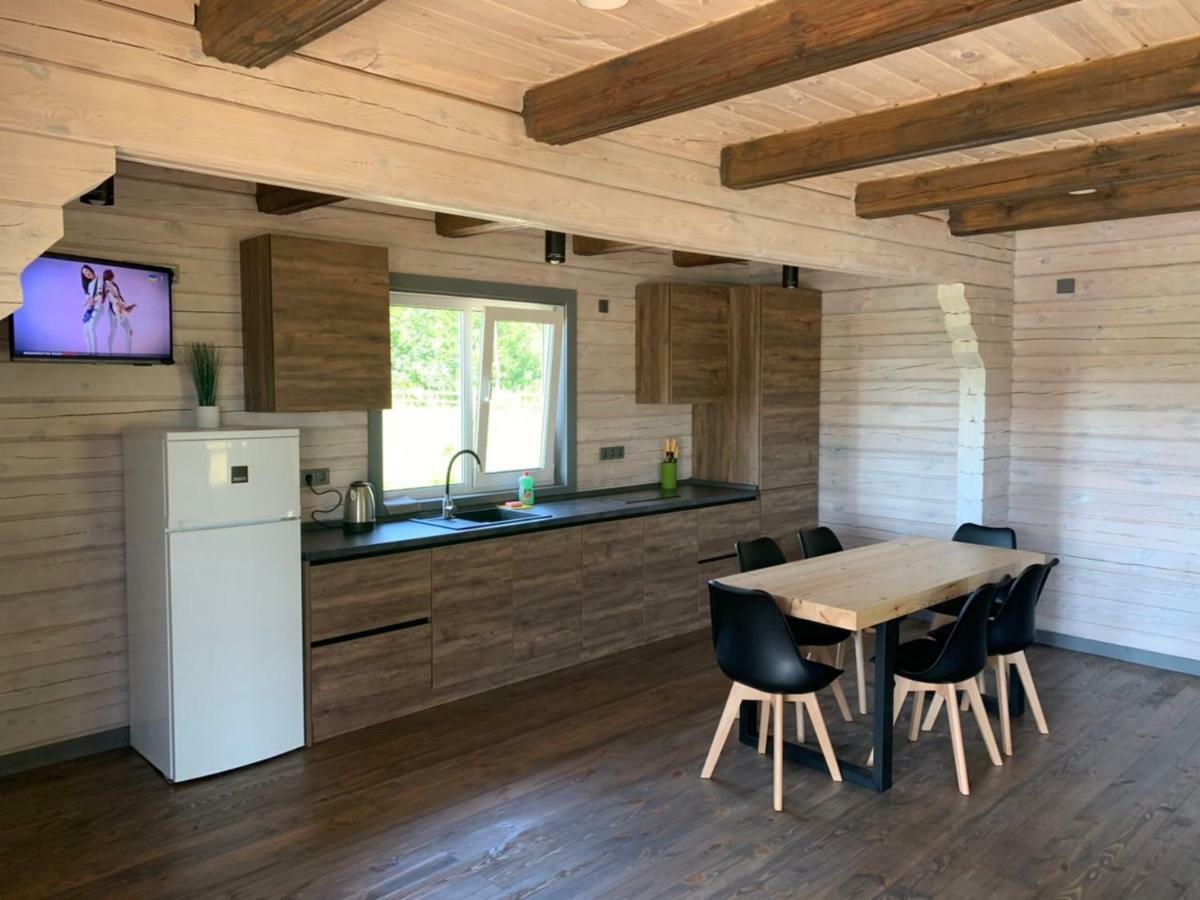 Guesthouse On The Lake With Bathhouse 70 Km From Kiev Makariv Eksteriør billede